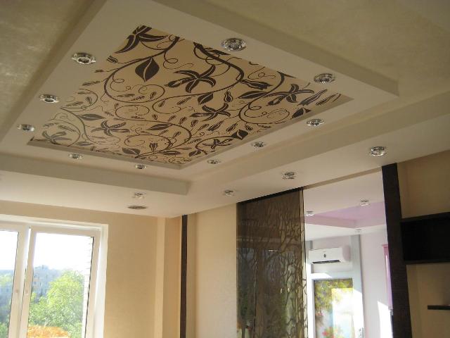Натяжной тканевый потолок с рисунком